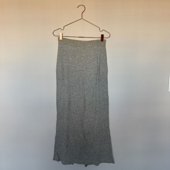 Vintage Womens Lambswool Skirt Small Gray GLOBAL Club Style Italy Cottage Midi - Picture 1 of 5